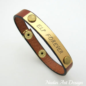 Brown leather bracelet with engraving
