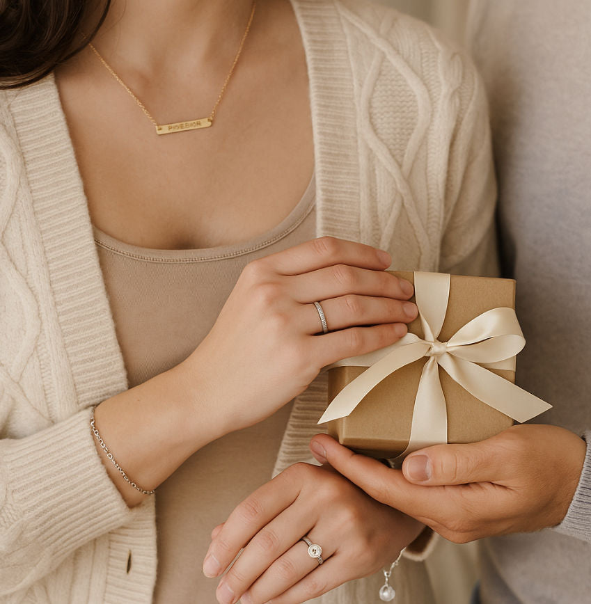 Guide for Choosing Anniversary Jewelry: 6 Tips for You, Fine Personalized Jewelry Gift