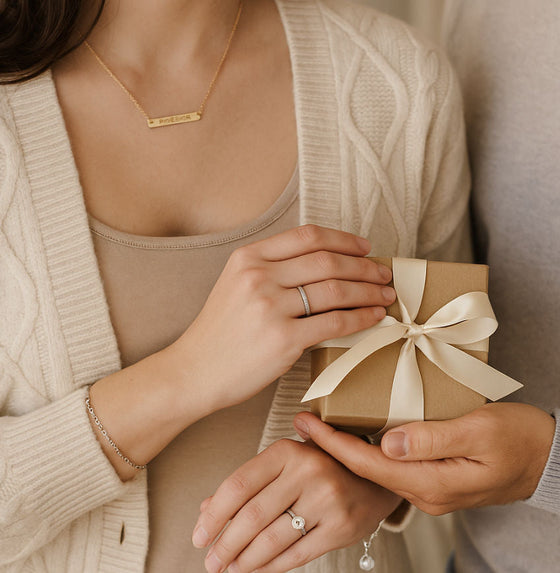 Guide for Choosing Anniversary Jewelry: 6 Tips for You, Fine Personalized Jewelry Gift