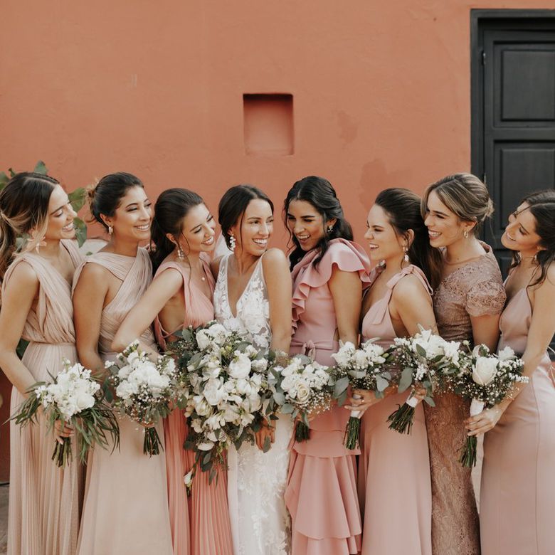 Top 10 amazing bridesmaids gift ideas. Stunning facts about Wedding Traditions