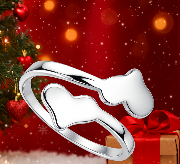 minimalist hearts ring