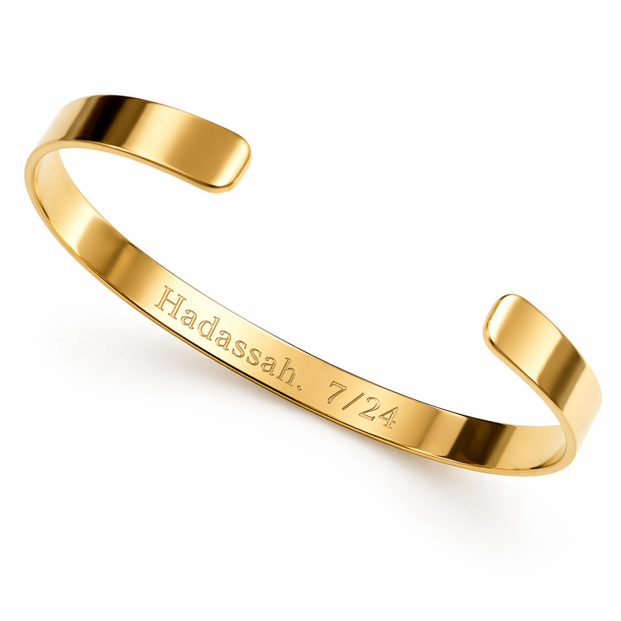 Best Mom Bracelet - Gold Thin Engraved Bangle - Personalized Gift