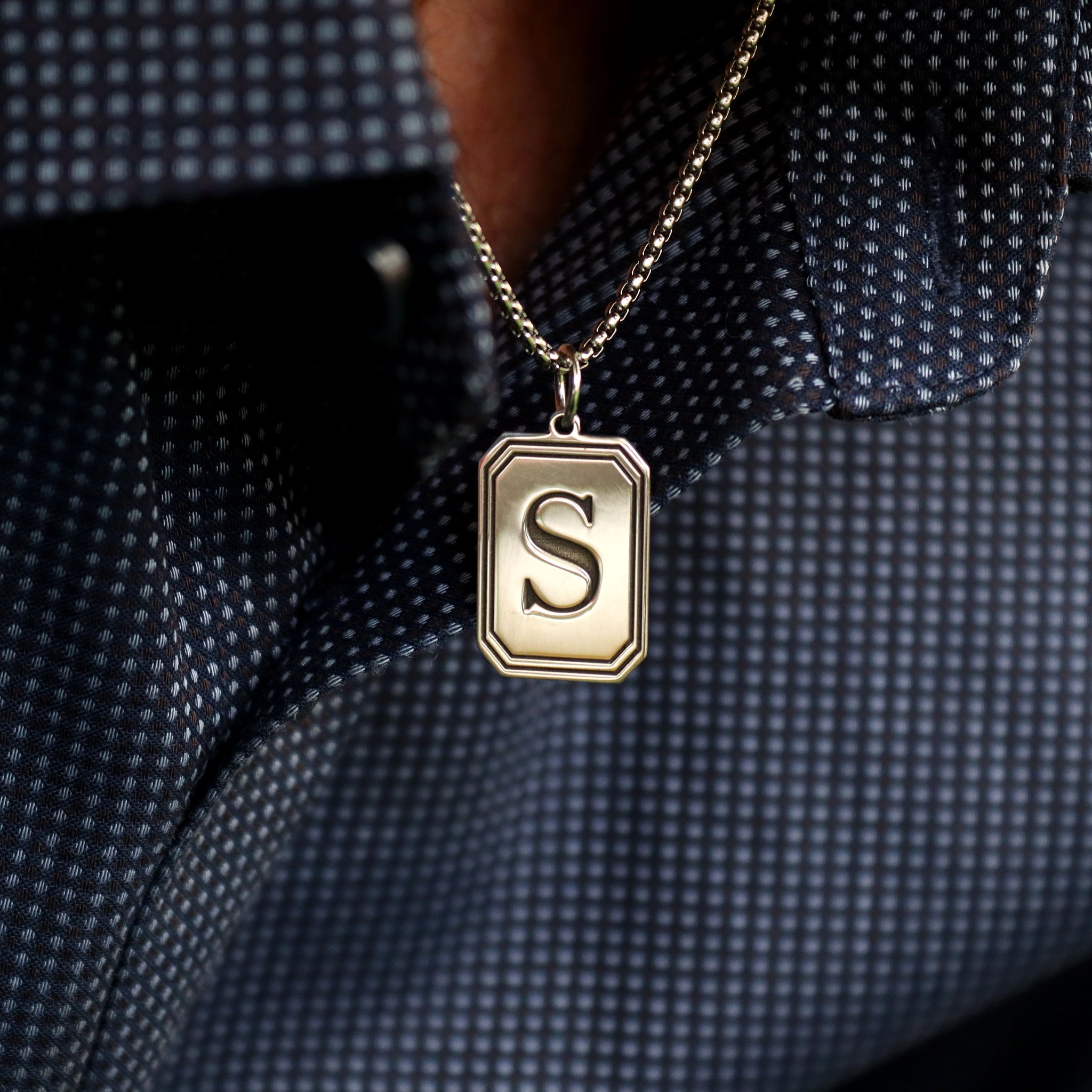 Letter dog tag pendant for men