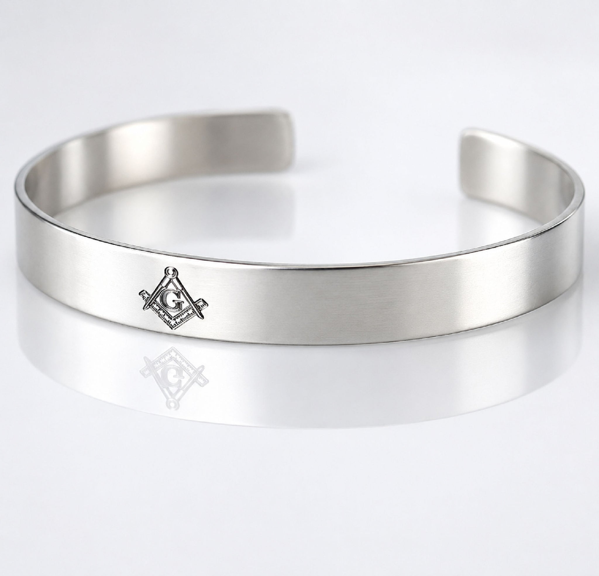 prince_hall_emblem_bracelet