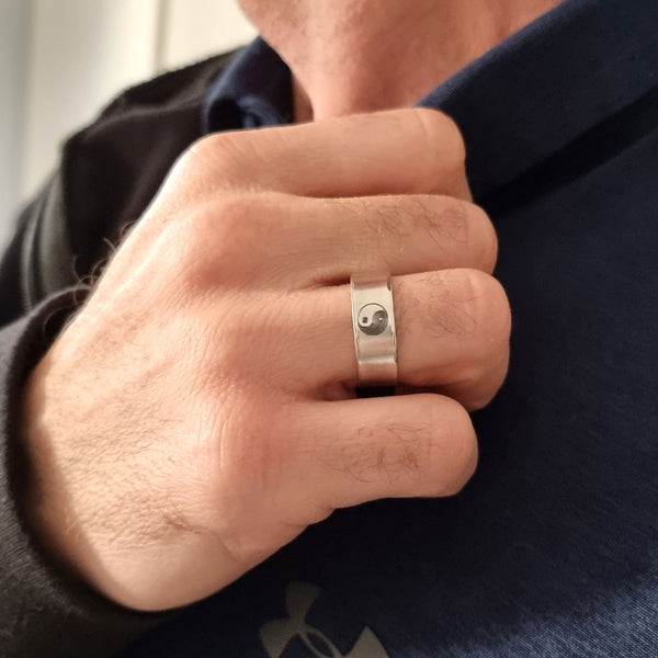 Mens  Yin Yang Band
