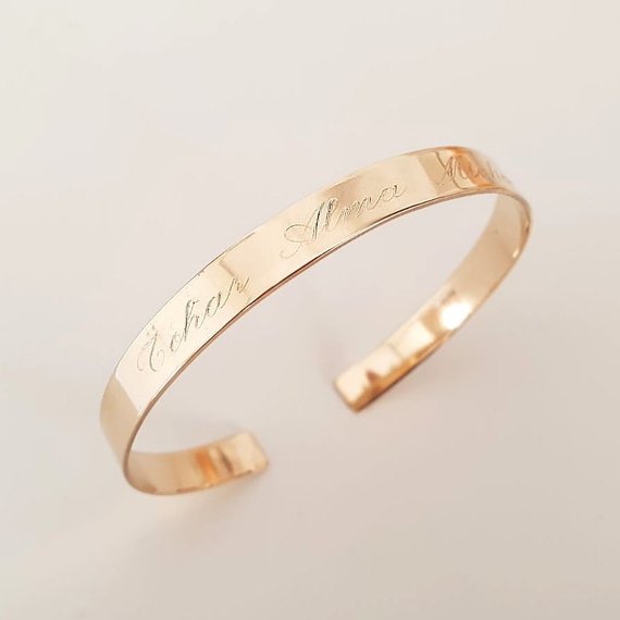 Names Engraved Gold cuff Bracelet for Mom