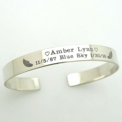 Silver wings engraved bracelet