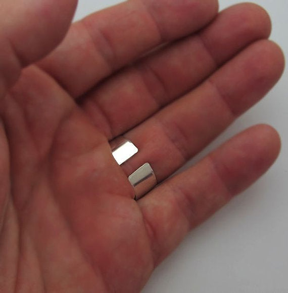 Adjustable open ring for men