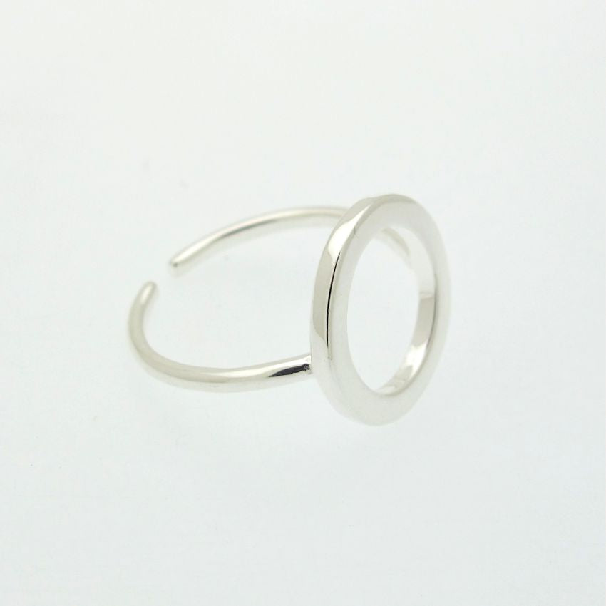 Open Circle Ring - Eternity Ring