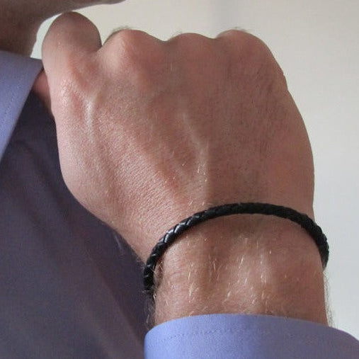 Braided leather bracelet for men