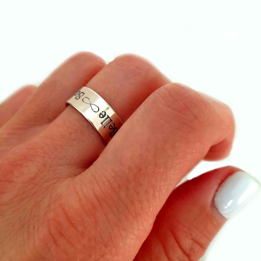 2 names ring with infinity symbol - Forever Ring for Couples 