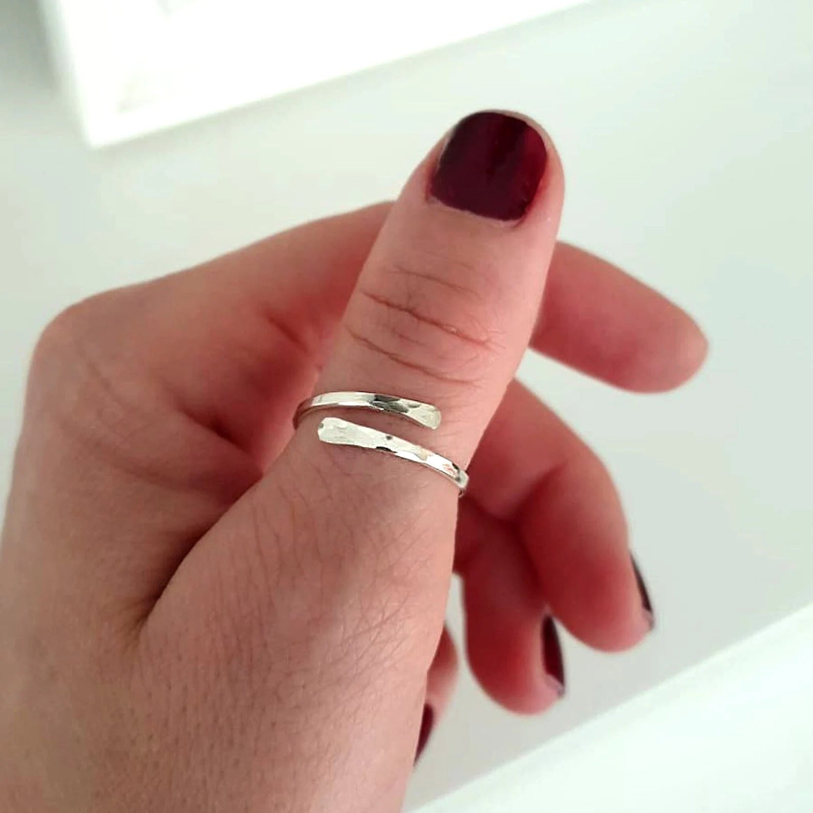 Hammered silver deals thumb ring