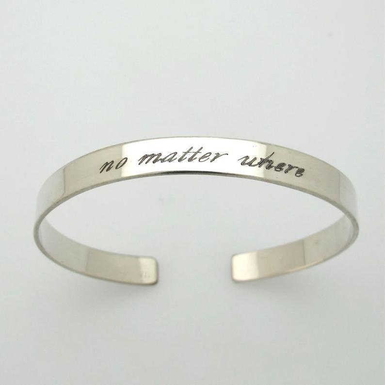 Personal sales message bracelet