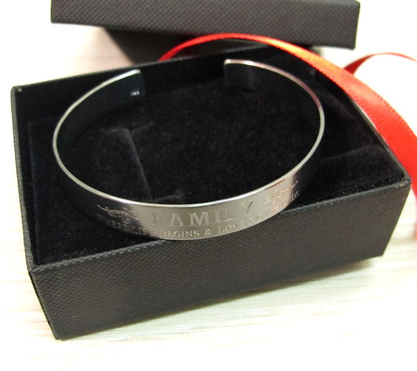 Amazon.com: Memorial Bracelet - Memorial Gift - Black Cuff for Men - Custom  Engraved Bracelet, Sympathy Gifts, Roman Numeral Date Bracelet, Fathers Day  Gift, Mens Bracelet : Handmade Products