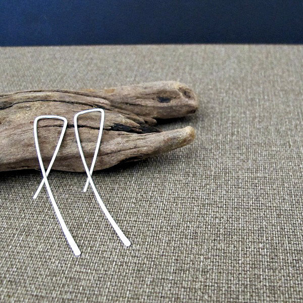 Simple Sterling Silver Fashion Earrings Stylish silver wire earrrings