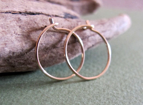 Small Gold Everyday Hoop Earrings