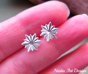Snowflake silver stud earrings