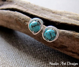 Big studs with turquoise gems 