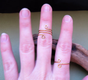 Gold Knuckle Swirl Ring