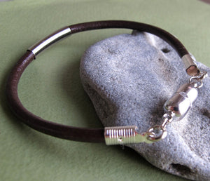 Men's Leather Bracelet with Magnetic Clasp
