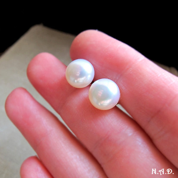 Large Pearl Earrings - Tahitian Black Pearls and Nickel Free Titanium –  CATLOGIX