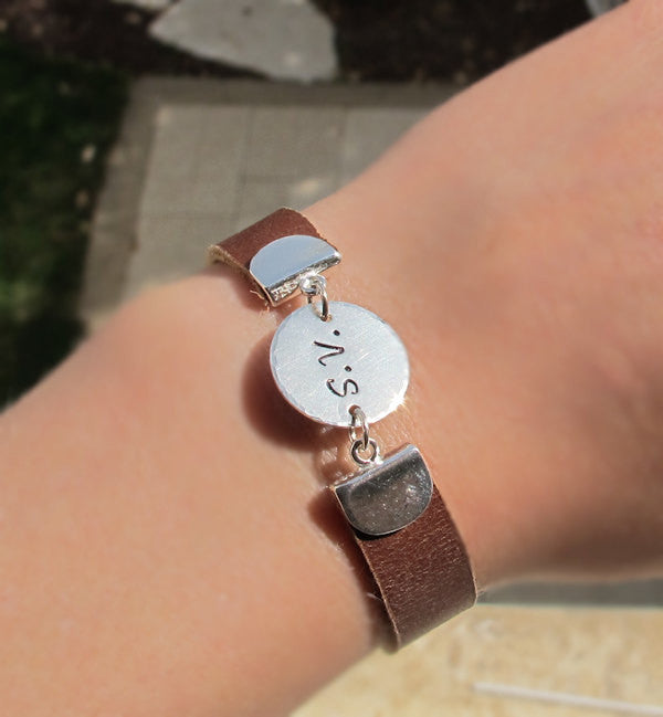 Personalized String Hidden Name Bracelet - Projection Bracelet - Best Gift  For Couple - Gift For Her - Gift For Boyfriend - VivaGifts
