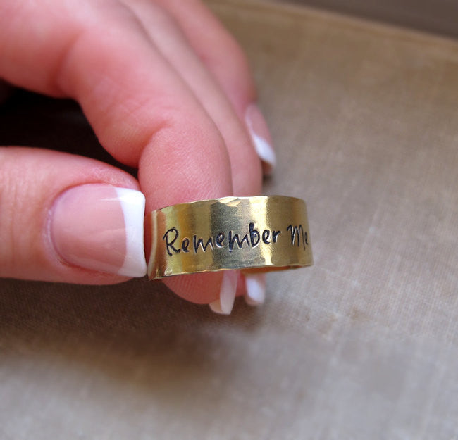 Text adjustable band ring