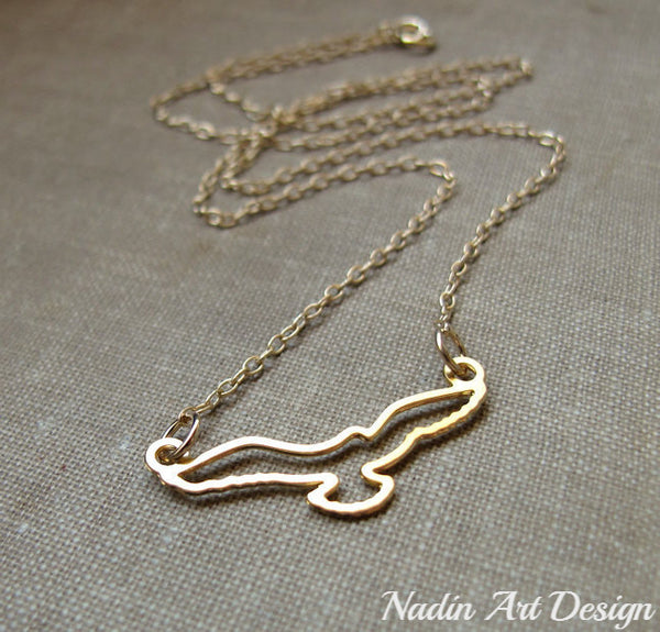 Bird pendant gold necklace