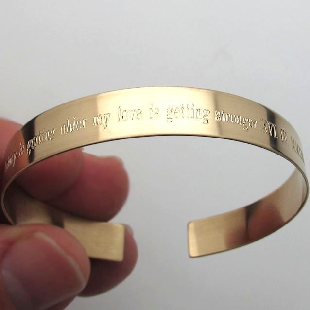 Monogram Gold Bracelet - Monogram Cuff bracelet - Custom  engraved Gold Filled Bracelet - Personalized gifts - Bridesmaid gift -  Birthday Gift for her - Initials Bracelet - Polished cuff bracelet :  Handmade Products