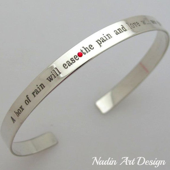 Skinny staple bracelet in silver with engraving