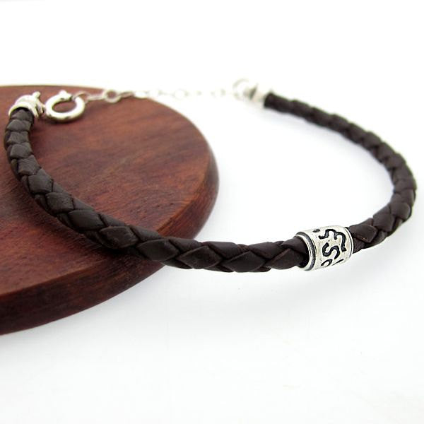 Braided leather bracelet with connector