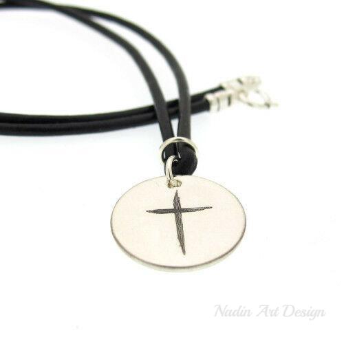 Chisel Stainless Steel Polished and Textured Black Leather Inlay Cross  Pendant on a 20 inch Rolo Chain Necklace - Quality Gold