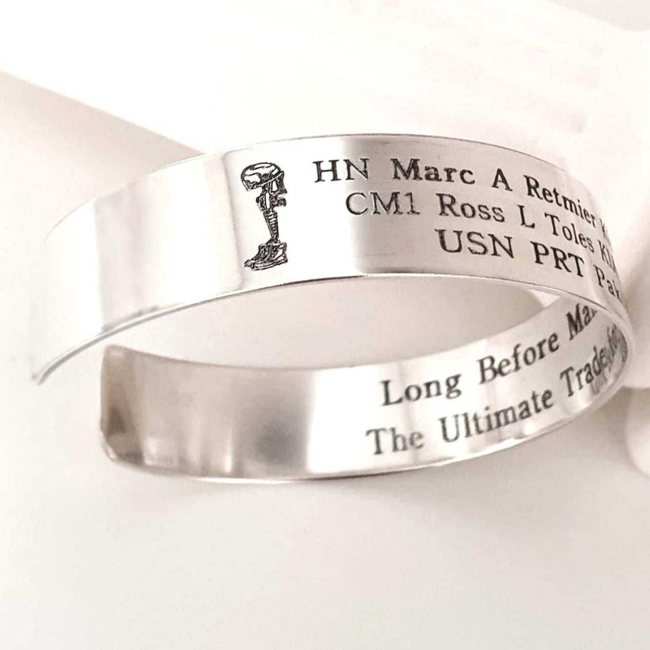 Fallen Soldier Battle Cross Memorial battlefield cross - Military Bracelet - Honor the Fallen Hero - Run for the Fallen