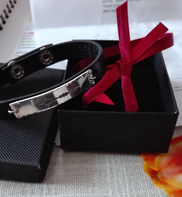 Custom heartbeat bracelet store