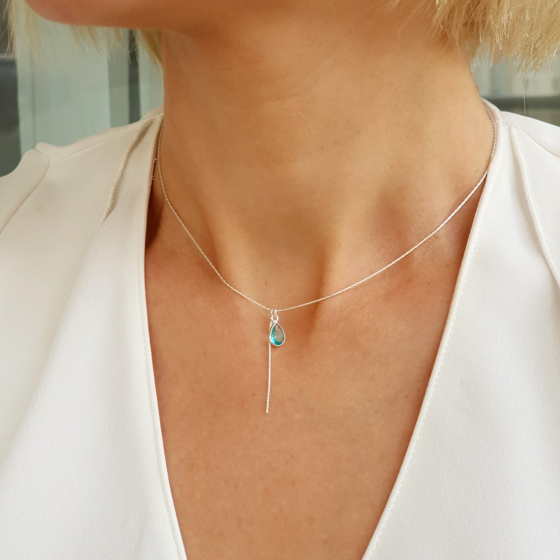 Amazon.com: Natural Aquamarine Rough Healing Crystal Birthstone Pendant  Necklace