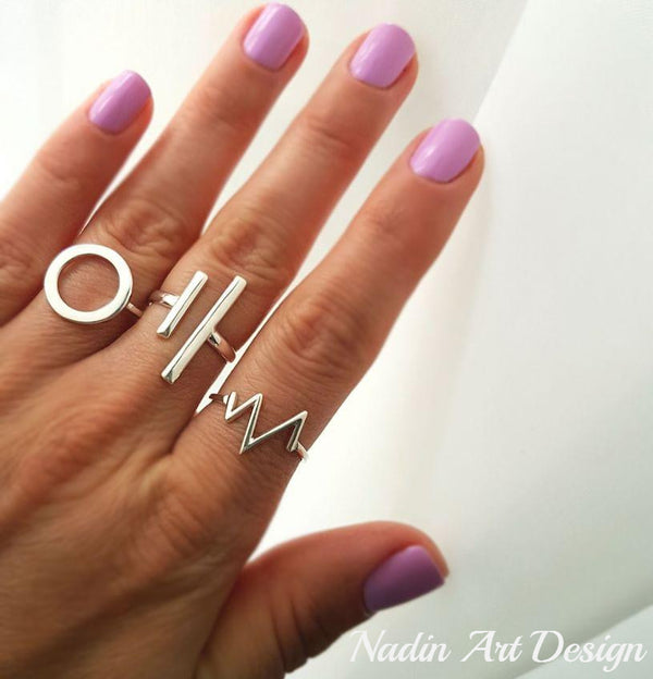 Asymmetrical Bar Ring